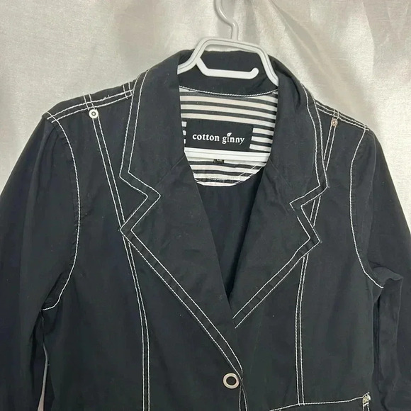 COTTON GINNY Y2K cropped cotton black blazer,fitted , round snaps ,white trim - Picture 3 of 15